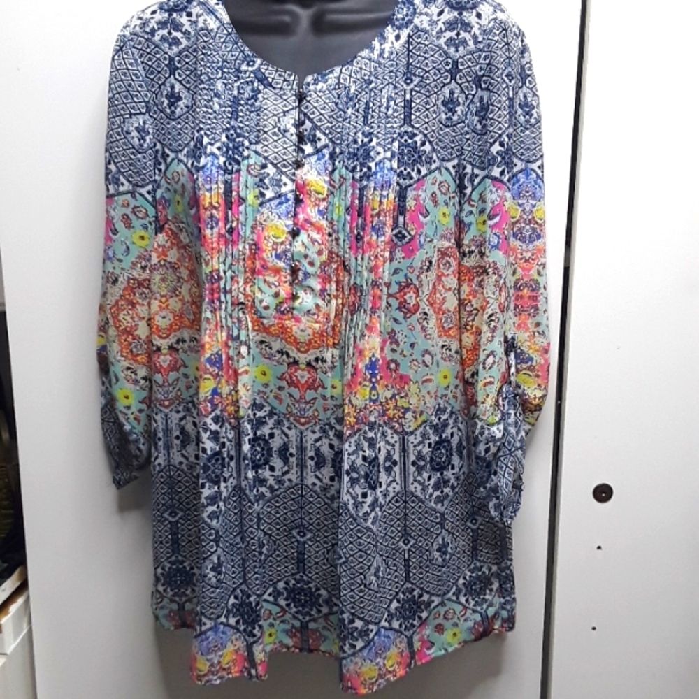 Tunic top sheer, flowy